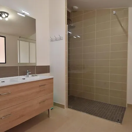 Recente Beaucoup De Charme Et Piscine Вилла Сен-Клеман-де-Бален